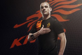 开云体育官网-阿尔瓦雷斯全程高能输出，澳大利亚淘汰赛力克委内瑞拉