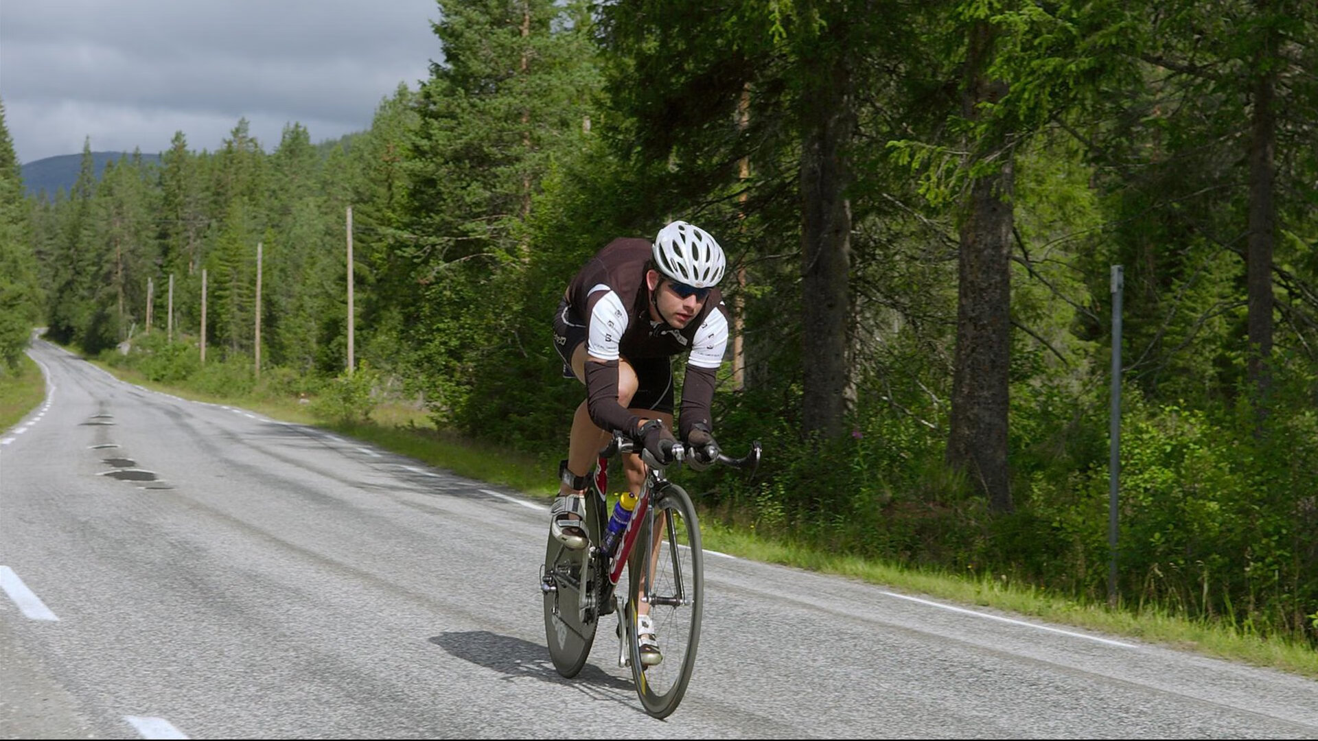 卡塞米罗，大舞台的巨人，与勒沃库森的火力哲学