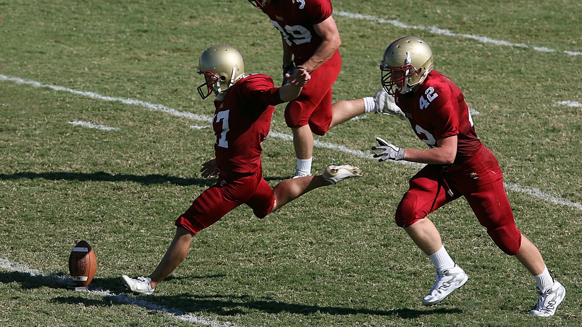 布鲁诺爆发,切尔西最后时刻击败伊朗,足球如何成为现代战争寓言